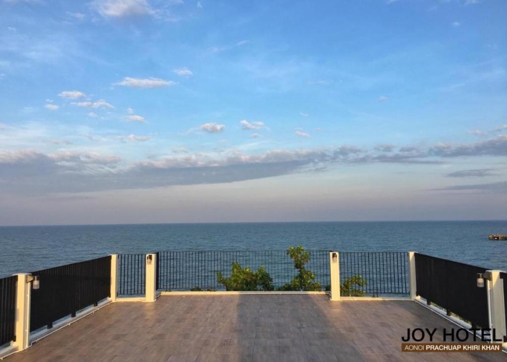 Joy Hotel Prachuap Khiri Khan Bagian luar foto