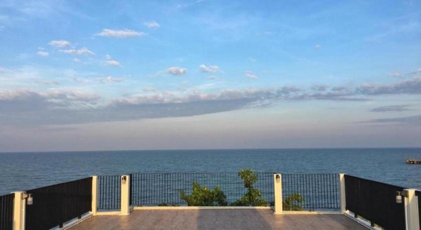 Joy Hotel Prachuap Khiri Khan Bagian luar foto