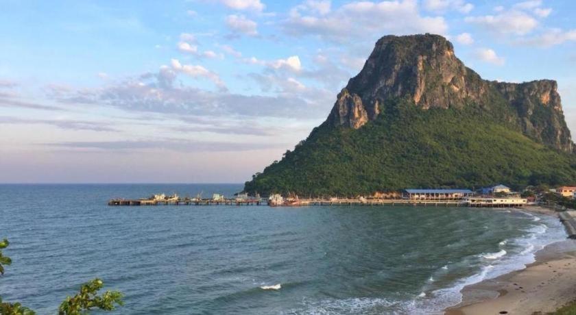 Joy Hotel Prachuap Khiri Khan Bagian luar foto